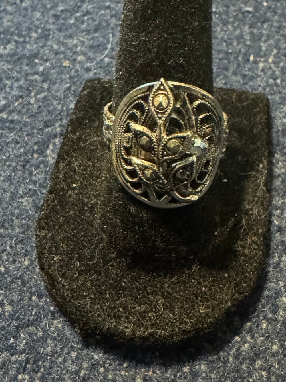 Vintage West Germany Marcasite & Filigree Leaf Motif Ring Adjustable Split Band